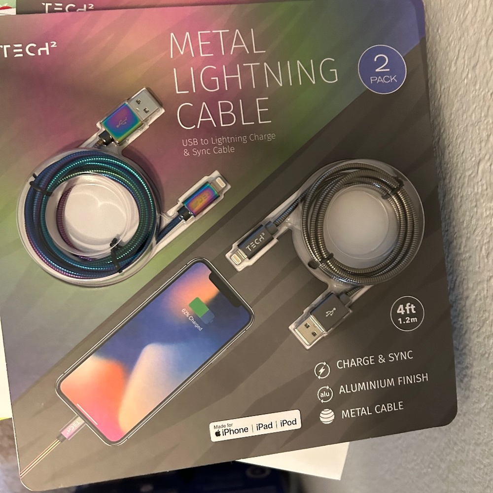 cellphone charging cables